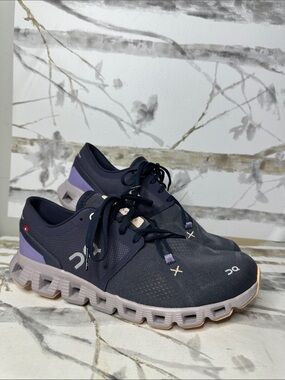 On Running Cloud Sneakers